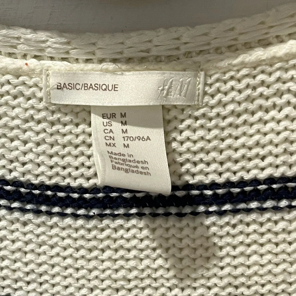 H&M STRIPED SWEATER – SIZE M - Picture 7 of 10